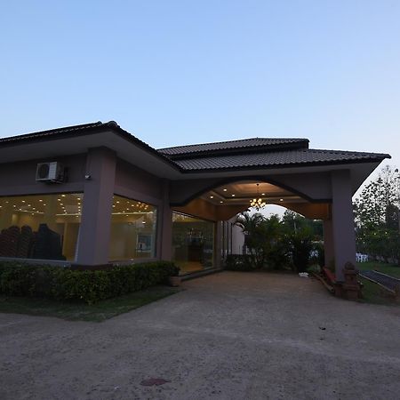 Hpa An Breeze Hotel מראה חיצוני תמונה